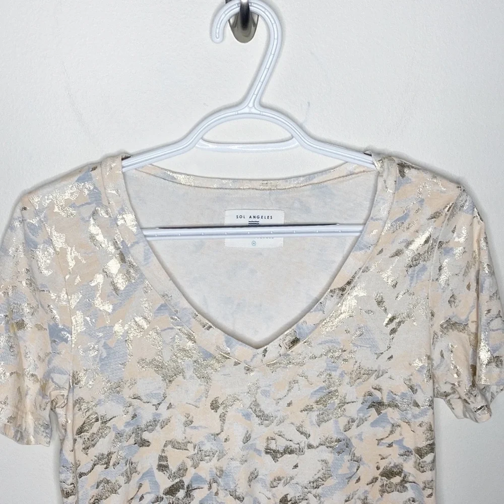 Sol Angeles x Anthropologie gold foiled floral v-neck t-shirt size XS